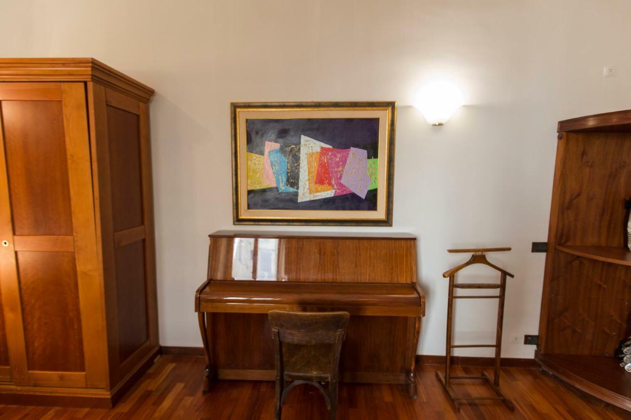 Monia Coliseum Apartment Rome Luaran gambar