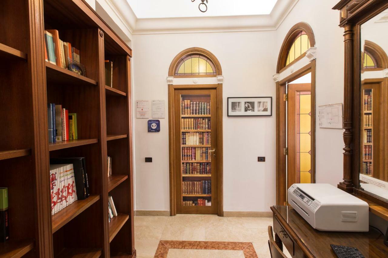Monia Coliseum Apartment Rome Luaran gambar